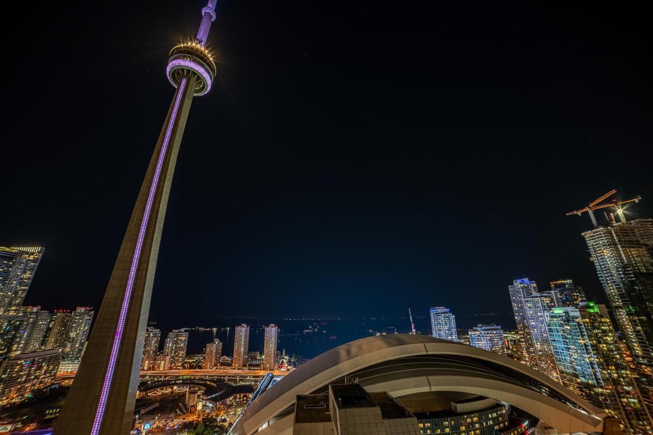 Designer Condo W/ Cn Tower View & Parking Toronto Exterior foto